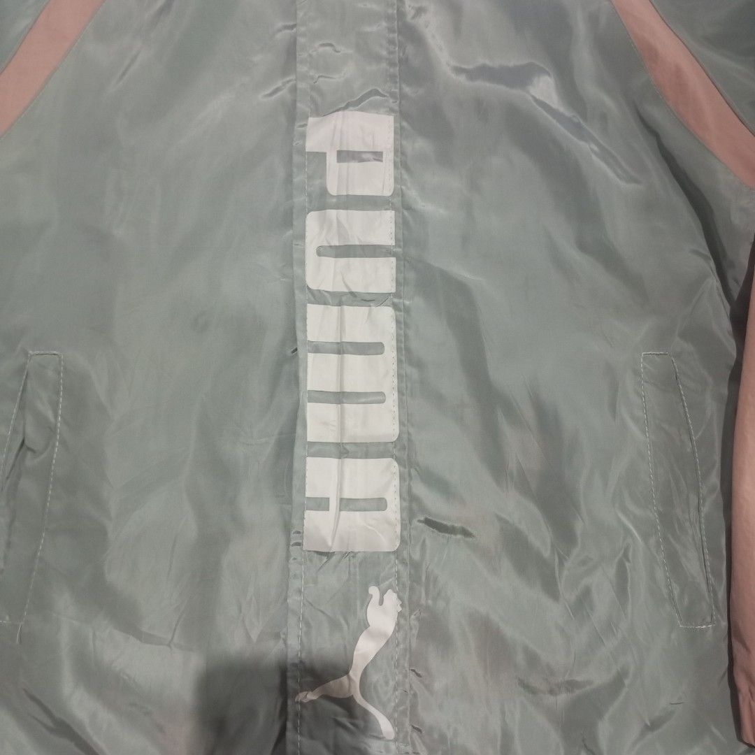Puma windbreaker jacket (Category: Activewear) located in Cebu City. Submitted by sukitriftshop474747 (Listing ID 1465129802, Image 2). Description: Excellent condition No issue Size XL 23x30 Colorate 10/10 Authentic.