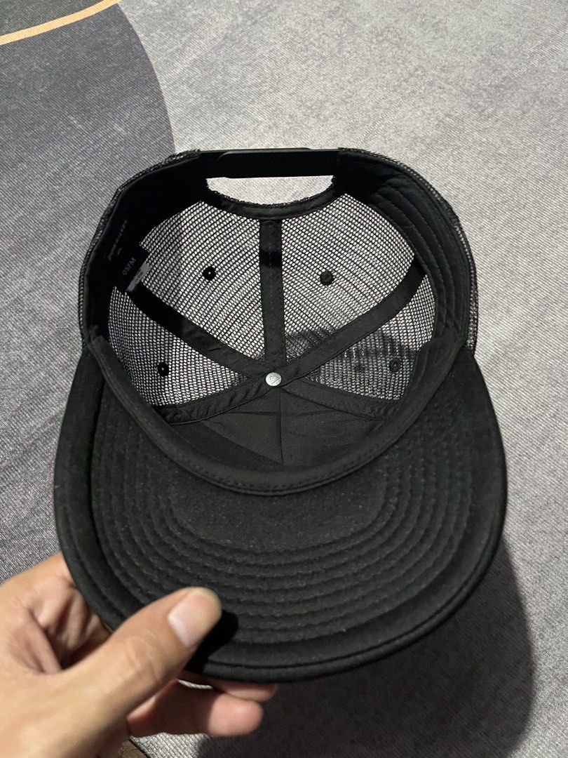 Quicksilver (Category: Caps & Hats) located in City of Isabela. Submitted by ibzagga (Listing ID 1465146102, Image 3). Description: Dm.
