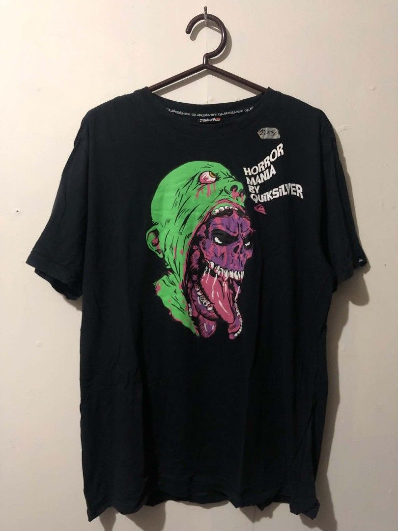 Quiksilver Graphic Tee (Category: Tshirts & Polo Shirts ) located in Pasig City. Submitted by geloangelo17550 (Listing ID 1465154004, Image 1). Description: Authentic Excellent condition No issue.