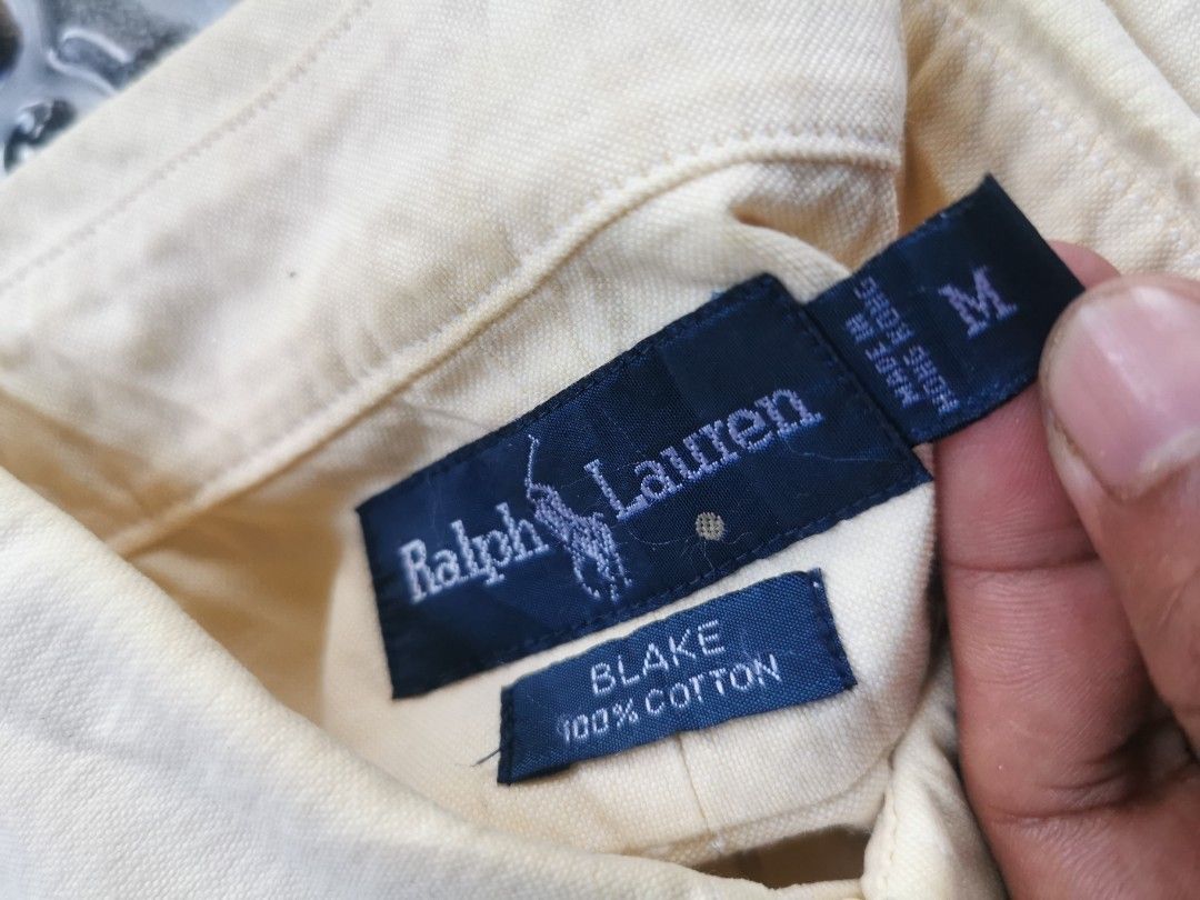 Ralph Lauren Blake Short Sleeve Button Down Shirt Yellow M (Category: Tshirts & Polo Shirts ) located in Davao. Submitted by dmp1993 (Listing ID 1465048721, Image 3). Description: Ralph Lauren Blake short sleeve button-down shirt. Classic yellow colorway in 100% cotton material. Features a button-up front collar and embroidered pony logo on the left chest. Tagged size medium. Made in Hong Kong. Standard fit for casual everyday wear..