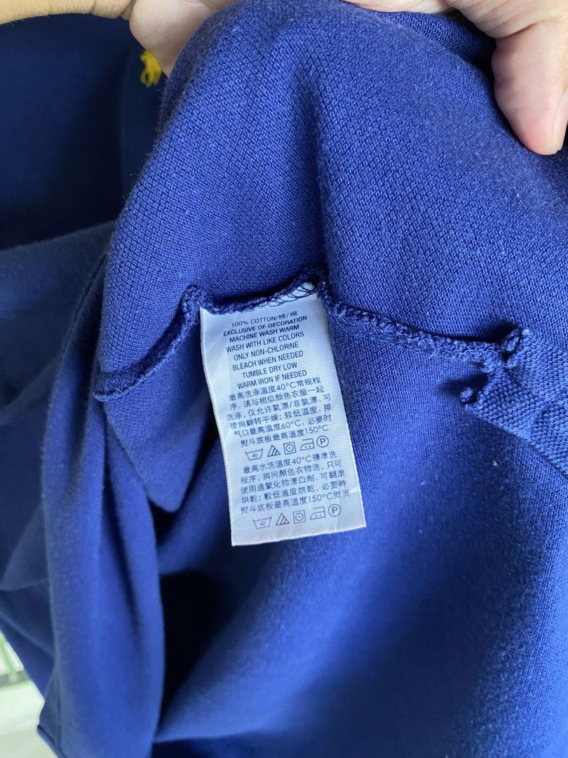 Ralph Lauren Polo Shirt (Category: Tshirts & Polo Shirts ) located in Ajuy. Submitted by newmoon-2834 (Listing ID 1465039727, Image 3). Description: For the BIG BOYS! XL on tag, as new condition, NO ISSUE! Length: 29-31 (Long Back) Width: 23.5.