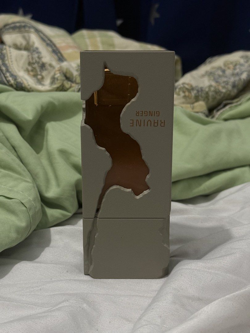 Ravine Ginger Fragrance Perfume with Box (Category: Fragrance & Deodorants) located in Malolos. Submitted by relattei (Listing ID 1465095801, Image 3). Description: Used about 15-20ml Around 80ml left.