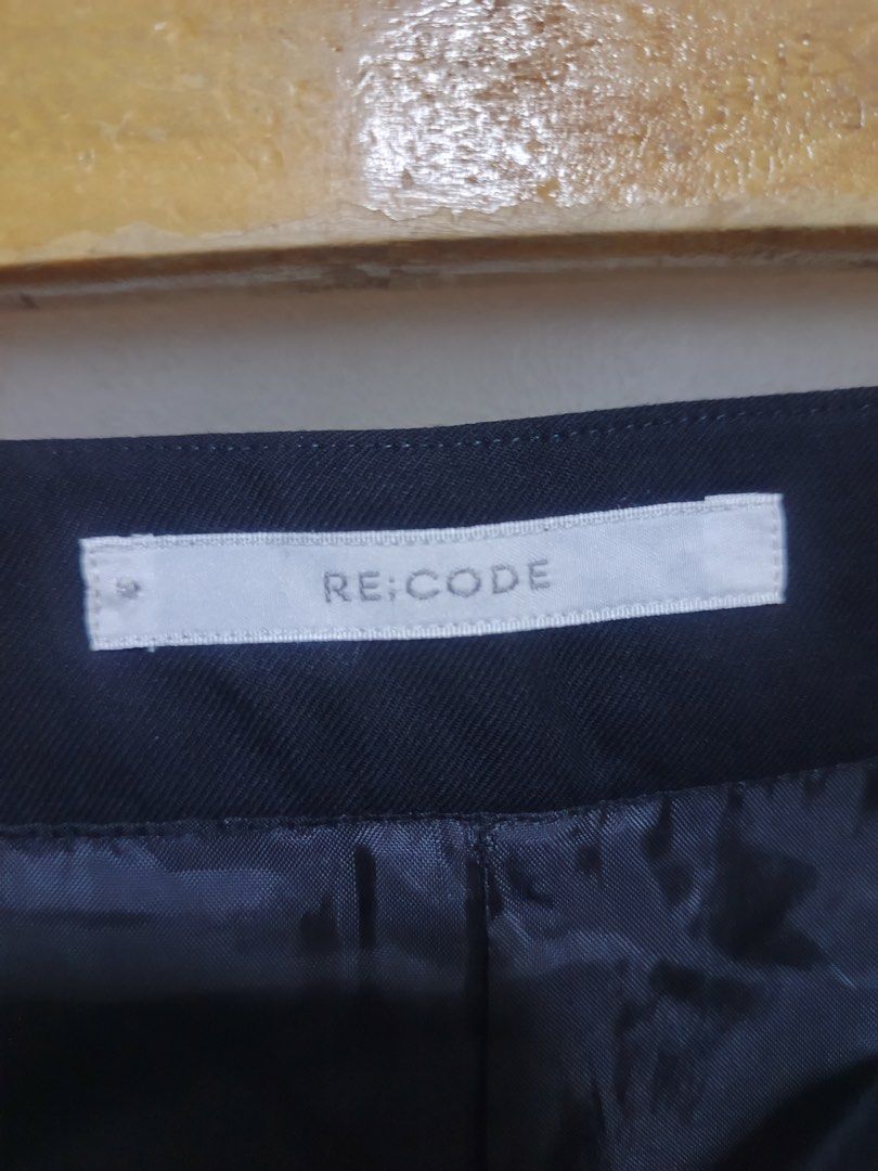 re.code (Category: Skirts) located in Dasmarinas. Submitted by jessputrages (Listing ID 1465090215, Image 3). Description: For sale Re code Excellent condition No issue 800 plus shipping fee Pm for more details.