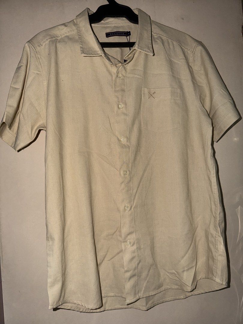 Regatta beige shirt (Category: Tshirts & Polo Shirts ) located in Imus. Submitted by marshharrier (Listing ID 1465031283, Image 1). Description: .