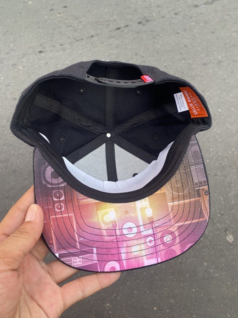 Reggae (Category: Caps & Hats) located in Manila. Submitted by dundonnn (Listing ID 1464970724, Image 3). Description: ✅ AVAILABLE ✅ 🧢 LOVE REGGAE 💰 ₱850 ▪️ Adult size / Fit most head 🛒 DM ME.