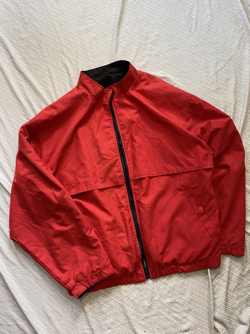 Reversible Windbreaker (Category: Coats, Jackets and Outerwear) located in Dagupan City. Submitted by style_88 (Listing ID 1465122646, Image 2). Description: Length: 27 Width: 24 Size: Medium-Large Issue: No zipper.