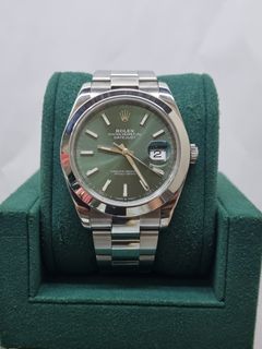 (Category: ) located in . Submitted by ngeehoewatches (Listing ID 1465096169, Image 1). Description: .