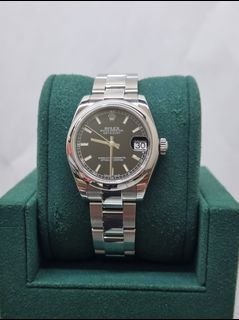 (Category: ) located in . Submitted by ngeehoewatches (Listing ID 1465096027, Image 1). Description: .