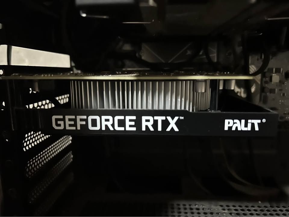 RTX 3050 6 GB - PALIT (Category: Computer Parts) located in Caloocan City. Submitted by jjeuwi (Listing ID 1465019408, Image 1). Description: S>3050 6GB PALIT 100% WORKING 100% NO ISSUES VERY GOOD CONDITION NOT YET OPENED NO HISTORY OF REPAIR MEETUPS AROUND TAGUIG OR PICKUP PM ME.