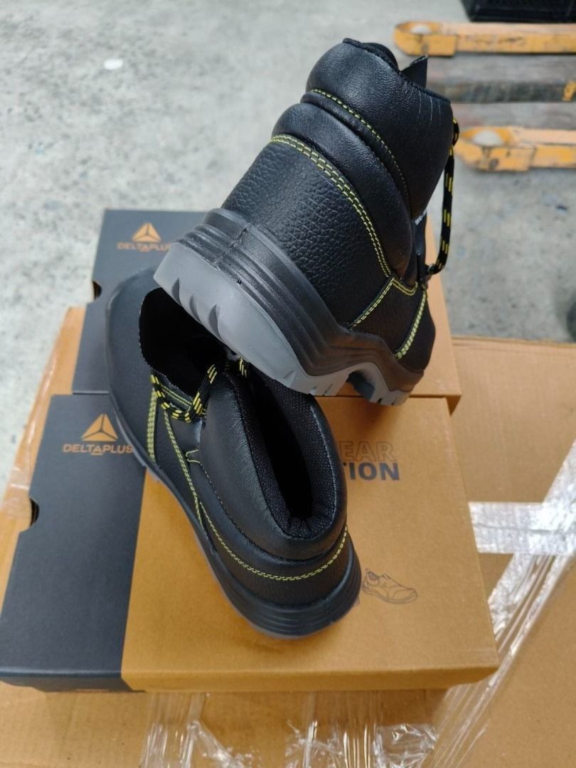 SAFETY SHOES HIGH CUT CODE: JUMPER3 S1P (Category: Other Home Furniture) located in Manila. Submitted by ramoseliza33488 (Listing ID 1465011971, Image 2). Description: .