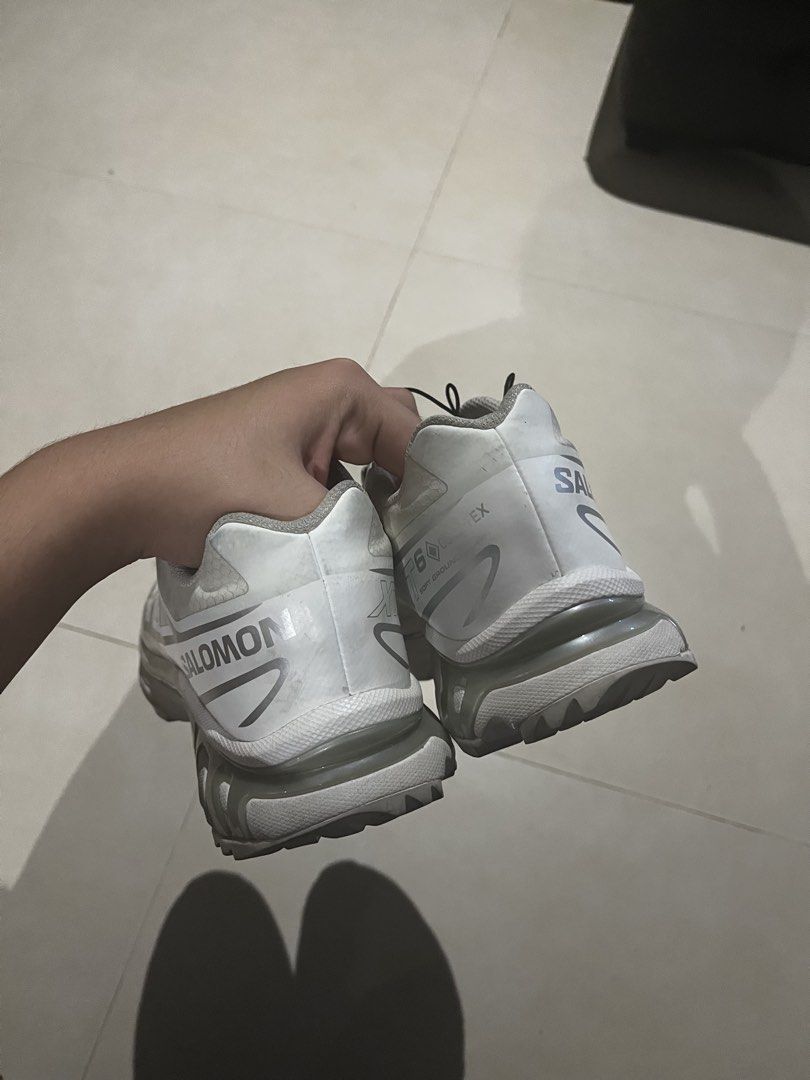 Salomon XT-6 GoreTex (Category: Sneakers) located in San Fernando. Submitted by jogarsdb (Listing ID 1465128540, Image 2). Description: Salomon XT-6 GoreTex (Lunar Rock White) size 9.5 bought for 13500 @ atmos japan includes og box / complete used less than ~20 times issues: none open to nego.