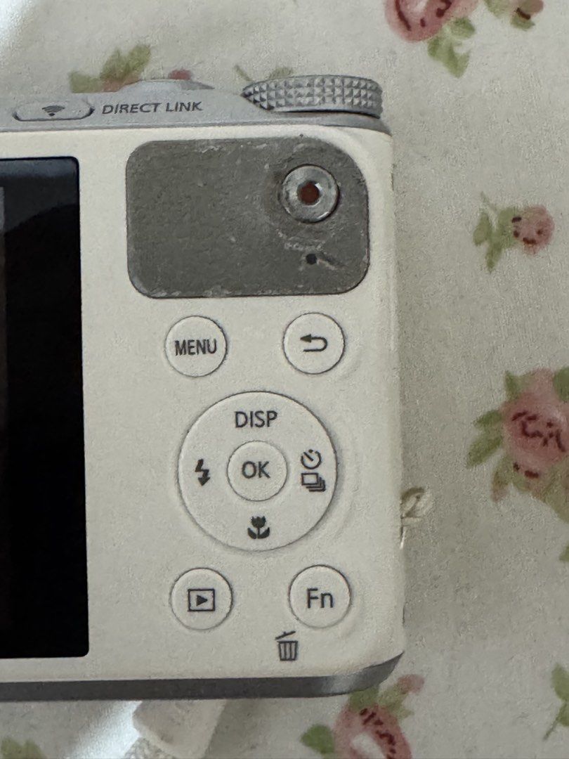 Samsung 21X Optical Zoom Wi-Fi Digital Camera (Category: Cameras) located in Paranaque City. Submitted by monduffcloset (Listing ID 1465089099, Image 3). Description: • DM FOR SAMPLE PHOTOS IF INTERESTED • Works just as new all features are fully working ; barely used • no wifi transfer because the app discontinued • no sd card included • charger included (type c) .