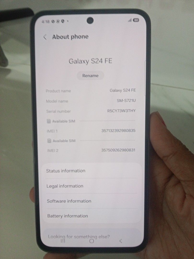 Samsung s24 fe (Category: Samsung) located in Caloocan City. Submitted by jov014 (Listing ID 1465160170, Image 3). Description: rush swap or selling Samsung s24 fe 128 issue dents need cash location north Caloocan.