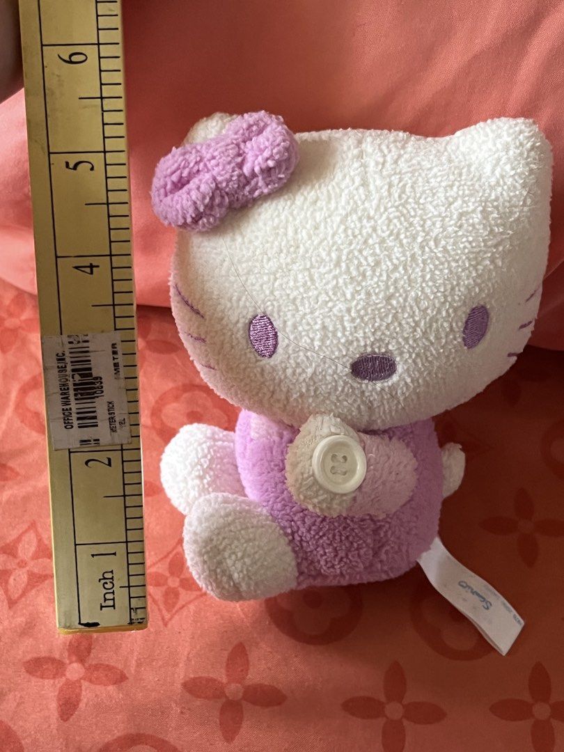 Sanrio 2000 hello kitty purple plush (Category: Plushies & Soft Toys) located in Paranaque City. Submitted by bonsaiart (Listing ID 1465045094, Image 2). Description: Pre owned Good condition 650+sf Payment via gcash or paymaya Shipping via j&t.