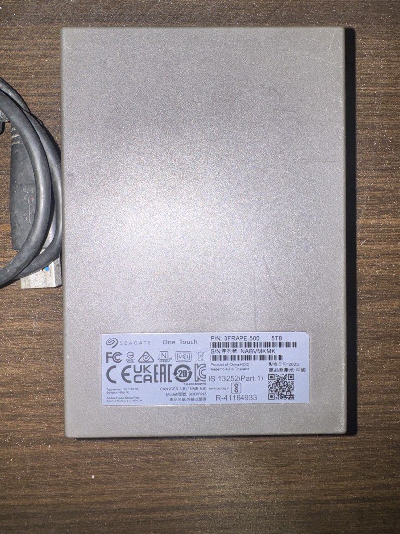 Seagate One Touch Portable HDD 5TB (Category: Hard Disks & Thumbdrives) located in Quezon City. Submitted by eirakrizetteee (Listing ID 1465136011, Image 2). Description: Price: ₱10,800 (Slightly negotiable for fast transacting buyers) Condition: Barely Used (Like New / Mint Condition) Storage Capacity: 5 TB MOP: Cash or Online Bank Meet up or Delivery (SF buyer) 📍QC Welcome Rotonda.