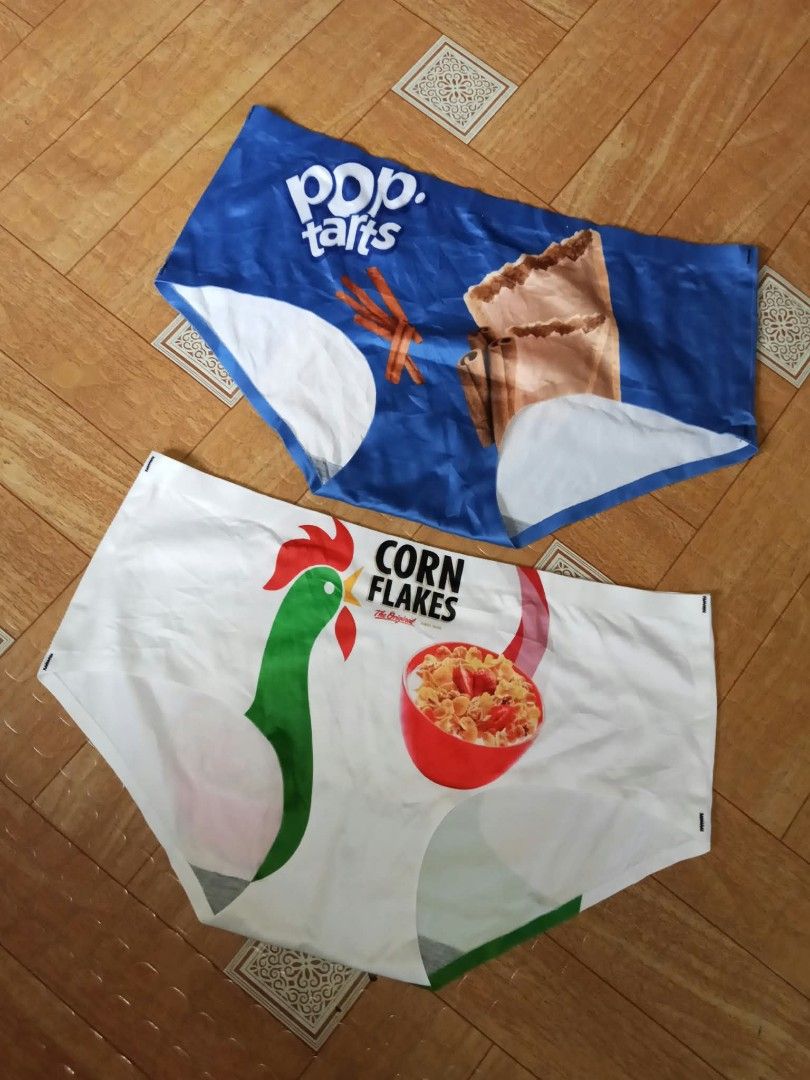 Seamless Panty Bundle Size: Small-medium (Category: Undergarments & Loungewear) located in Navotas City. Submitted by vanilla_sandalwood (Listing ID 1465003520, Image 1). Description: -No Brand -Bundle Panty -Like New -Size: medium on tag best for small-med -Good condition -Seamless Panty.