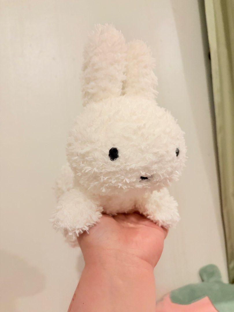 Sekiguchi Lying Miffy (Category: Plushies & Soft Toys) located in Caloocan City. Submitted by miffuph (Listing ID 1465125973, Image 2). Description: - Super soft and fuzzy white bunny plush toy - Features upright ears, a short little tail, and cute embroidered black eyes and mouth - Clean, bright white fur - Perfect as a cozy desk companion or charming bedroom decor piece - Ships securely from a trusted seller.