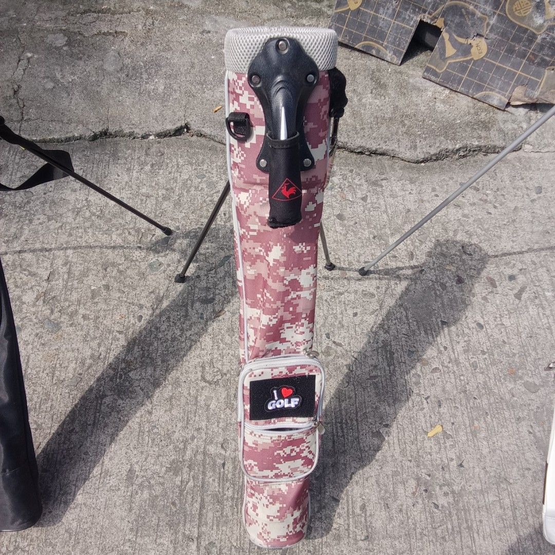 Self Stand bag,Light weight club case (php 500 each) (Category: Golf) located in San Pedro. Submitted by trisheljas_japansurplus (Listing ID 1464982302, Image 2). Description: 📍For Sale📍 Self Stand Bag for Golf no head cover lightweight club case with stand location 📍 Filinvest Homesite barangay bagong silang san pedro laguna 📍.