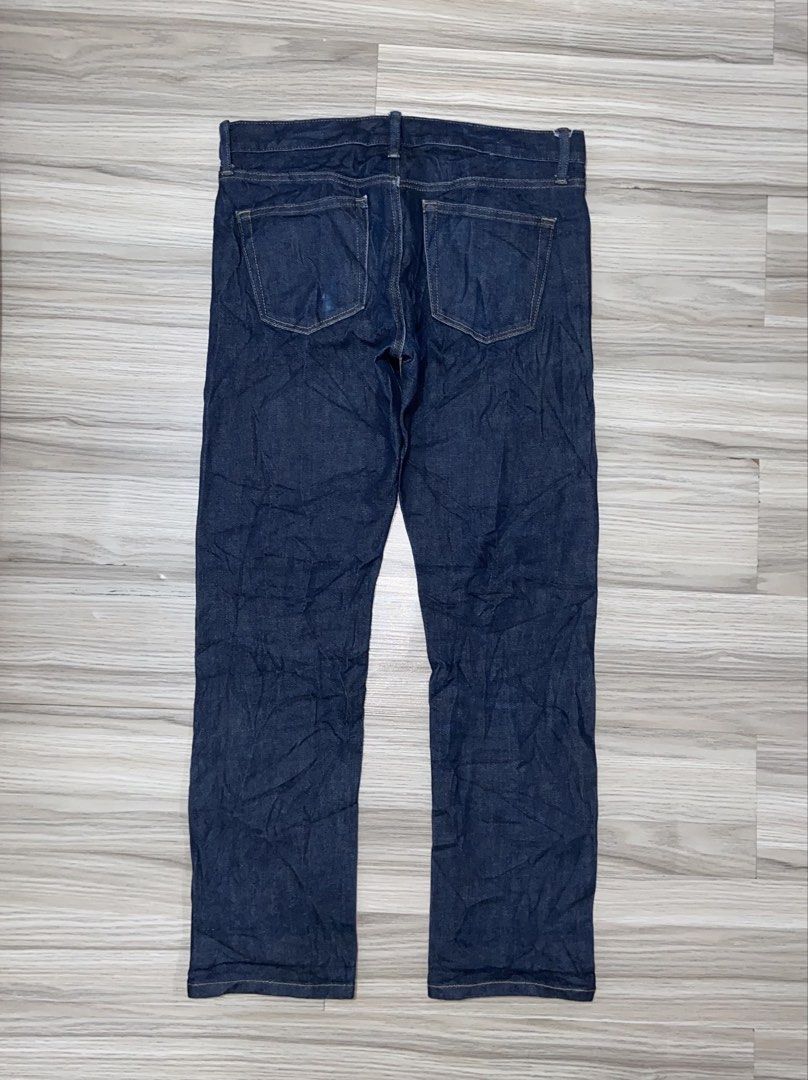 Selvedge uniqlo jeans (Category: Jeans) located in Cebu City. Submitted by charlyx (Listing ID 1465028004, Image 3). Description: Uniqlo Selvedge Jeans Excellent No issue Size 32 Length 37.5.
