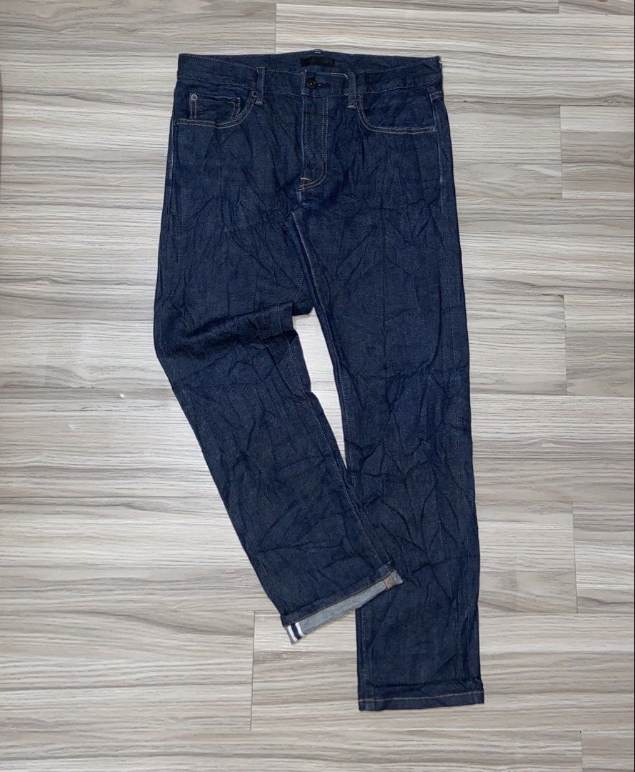 Selvedge uniqlo jeans (Category: Jeans) located in Cebu City. Submitted by charlyx (Listing ID 1465028004, Image 2). Description: Uniqlo Selvedge Jeans Excellent No issue Size 32 Length 37.5.