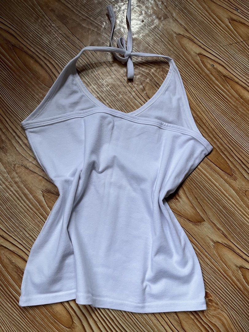 Sexy tops (Category: Sleeveless) located in San Jacinto. Submitted by kellysthrift_ (Listing ID 1464987414, Image 3). Description: Cute tops.