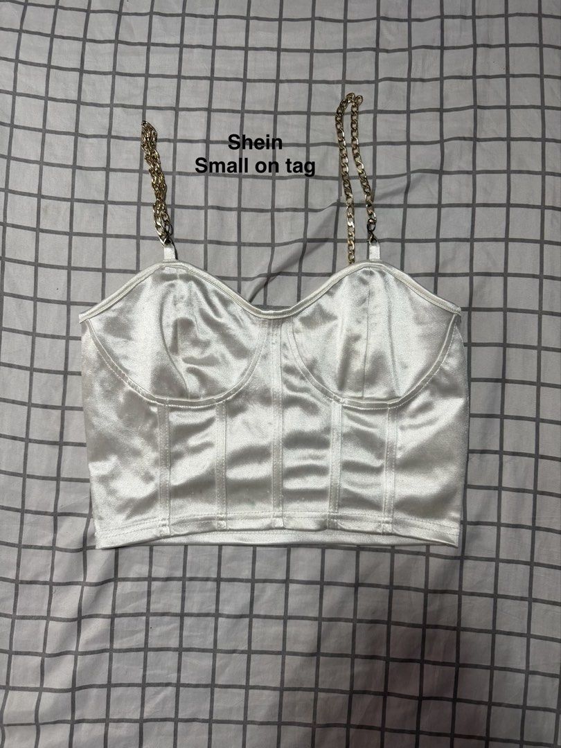 Shein corset top (Category: Sleeveless) located in Quezon City. Submitted by pinkystrends.co (Listing ID 1465046567, Image 1). Description: .