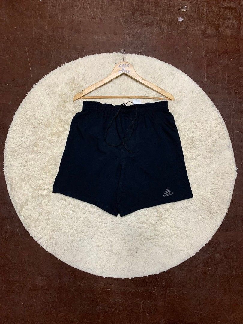 Short (Category: Shorts) located in Lianga. Submitted by legitseller12345678 (Listing ID 1465046351, Image 1). Description: Adidas Above the knee📌 Excellent 9.5/10 Color rate Waistline 32-36 Length 18 Solid nito💯 Mine 300 plus sf Payment first Unli vouch/can do Vc with the items for safety and assurance😊 Mode of payment: Gcash Courier: J&T Location: Lianga, surigao del dur. Mindanao Mine or Dm to purchase📩.