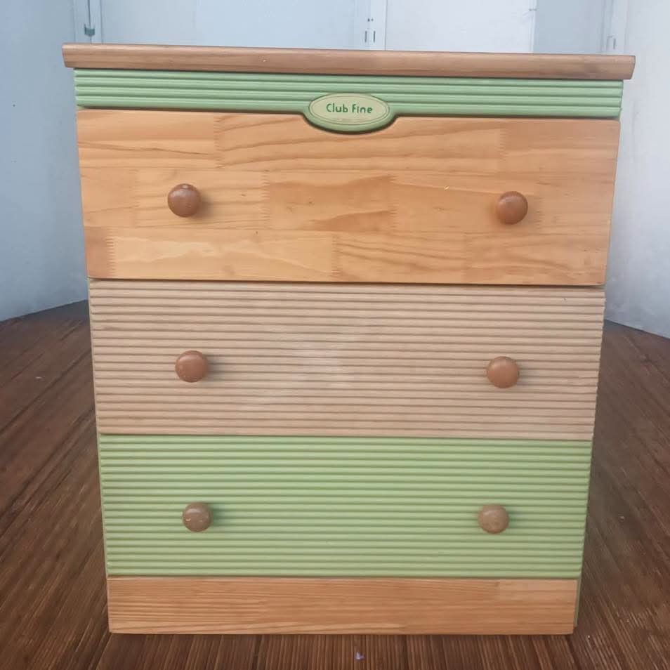 Side Drawer (Category: Shelves, Cabinets & Racks) located in Meycauayan. Submitted by marygracecasimiro (Listing ID 1465086957, Image 1). Description: Side Drawer/Bedside Nighstand L24 x W17 x H29 Price: 5,200💚.