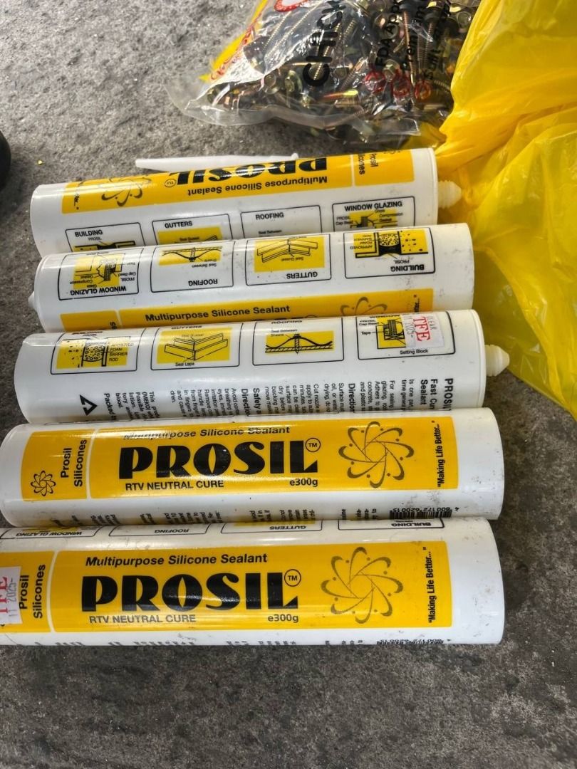 Silicone sealant Color: Clear (Category: Other Home Furniture) located in Manila. Submitted by ramoseliza33488 (Listing ID 1465011242, Image 2). Description: .