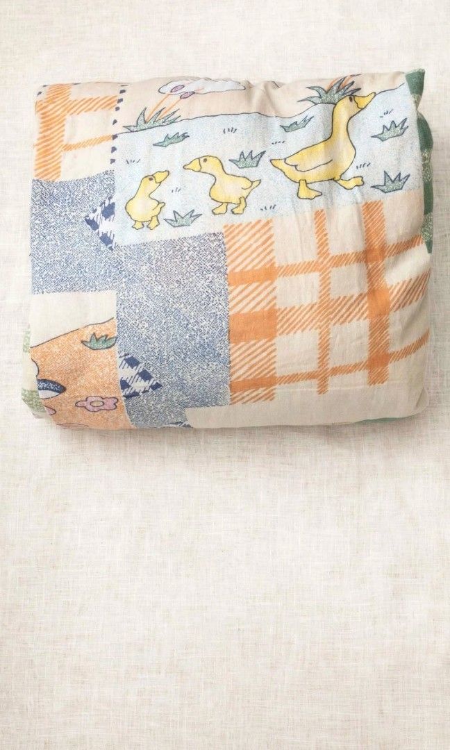 Single Fitted Bedsheet with Ruffle 60x40 Farm Animal Patchwork (Category: Bedding & Towels) located in Manila. Submitted by journnierph (Listing ID 1464970547, Image 3). Description: Single Fitted Bedsheet with Ruffle 60x40 - Farm Animal Patchwork Price: ₱379 pesos Single Fitted Bedsheet with Ruffle - 60x40 With Garter sa 4 na sulok - Fitted sa kutson Design: Farm Animal Patchwork - Green Gingham / Cows / Pink Sheep / Yellow Chicks & Ducks With R