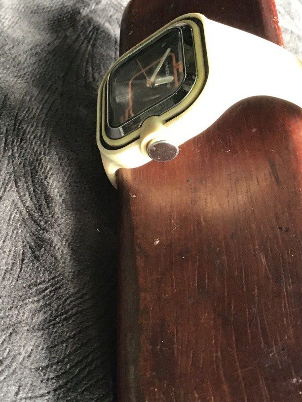 Sketchers Quartz authentic (Category: Men's Watches) located in Baguio. Submitted by agozun61 (Listing ID 1465003763, Image 3). Description: Authentic Quartz Movement.good running condition..