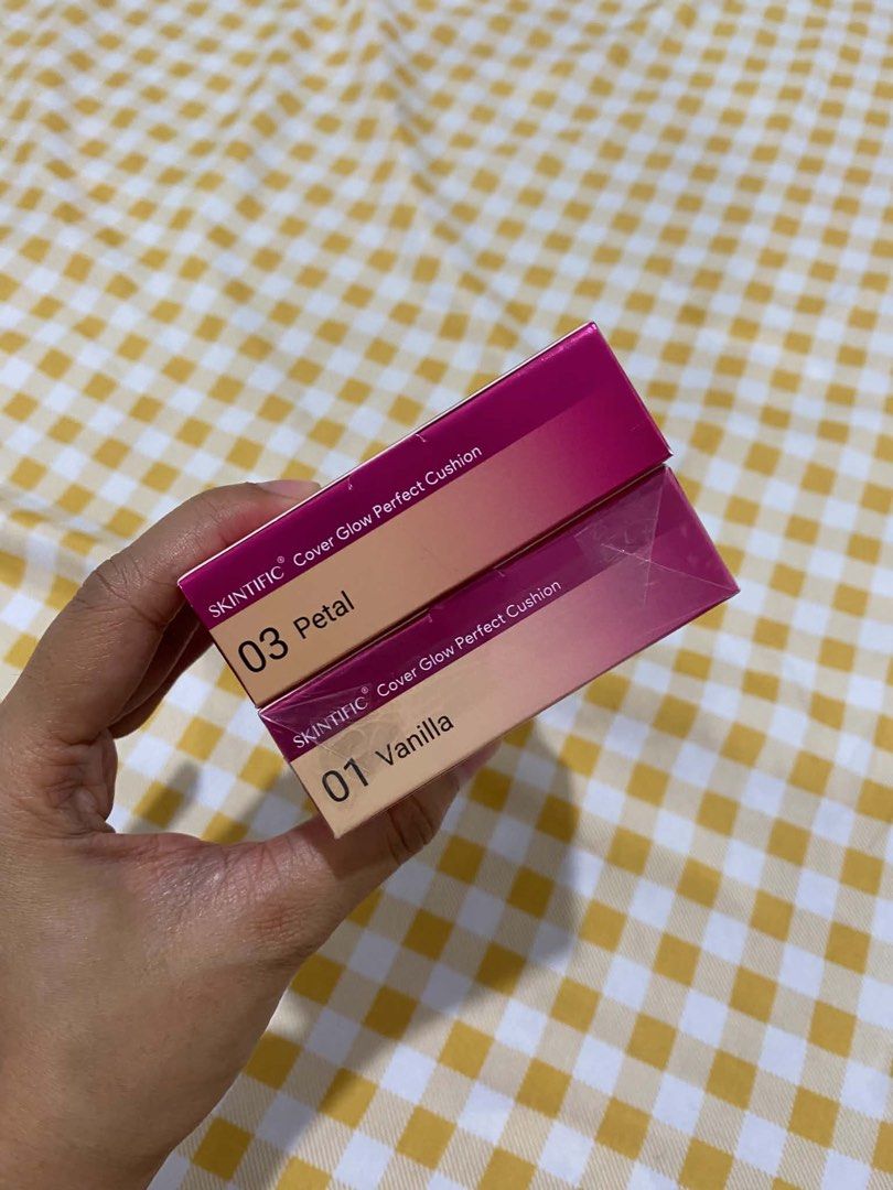 Skintific Dewy Pink Cushion (Category: Makeup) located in Cavite. Submitted by rhizzaroo_ (Listing ID 1464981502, Image 2). Description: SKINTIFIC Cover Glow Perfect Pink Cushion Foundation Full Coverage Glowing Finish Lightweight Makeup. 03 Petal 01 Vanilla.