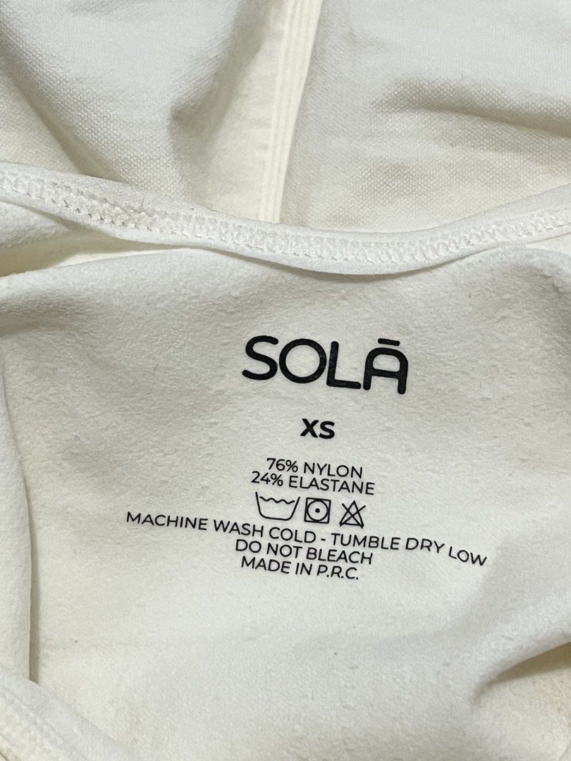 SOLA SHAPEWEAR BRAND NEW (Category: Others Tops) located in Manila. Submitted by flamingkitty (Listing ID 1465093571, Image 1). Description: selling price: 1,200 ✅ (nego) orig price: 1,870 rfs: wrong size loc: chowking, legarda.