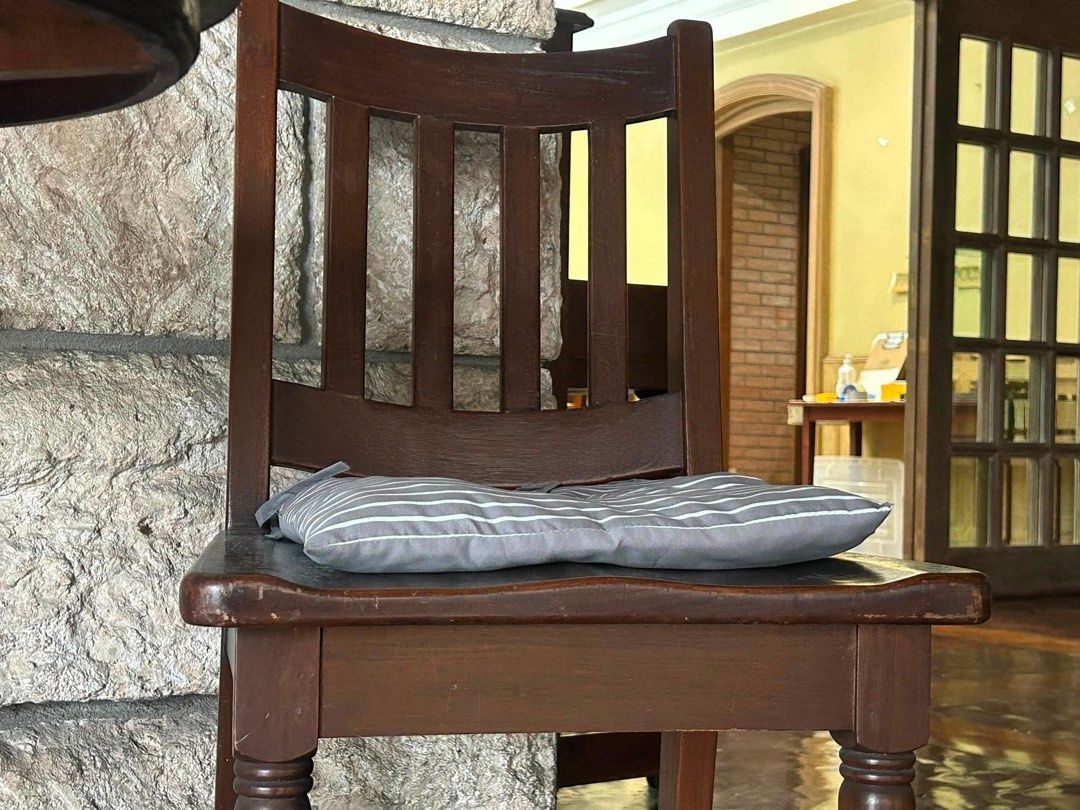 Solid Narra 2 Chair 1 Coffee Table Set (Category: Other Home Furniture) located in Manila. Submitted by bea1408 (Listing ID 1465063395, Image 3). Description: - negotiable - sold as set only - solid narra wood RFS: change of furniture .