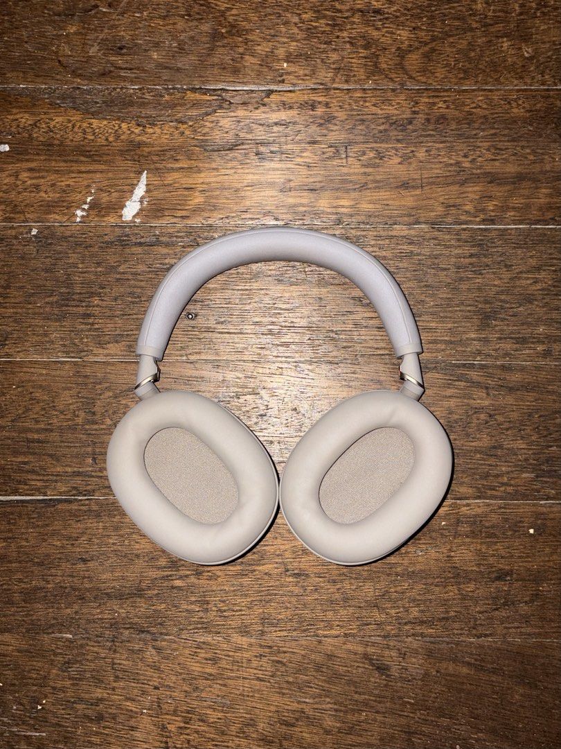 Sony XM6 (sandstone) (Category: Headphones & Headsets) located in Caloocan City. Submitted by kanesaudio (Listing ID 1465132934, Image 3). Description: For Sale Sony XM6 (sandstone) - like brand new condition - complete with wires, case, box, and receipt 17k nego loc: monumento, caloocan can do meetups at sm north, trinoma, and sm grand.