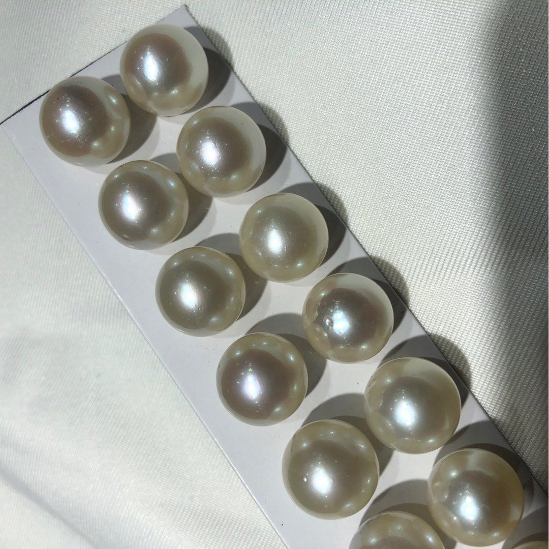 South Sea Pearls (Category: Earrings) located in Puerto Princesa. Submitted by mariasolidad (Listing ID 1465012839, Image 3). Description: 🔖Authentic Palawan South Sea Pearls 📍sizes: 7-8mm, 9mm, 10mm, 11mm, 12mm, 13mm, 14mm. 📌I sell lose Pearls so I can choose the best quality for you, which can then be mounted on stainless steel settings. .