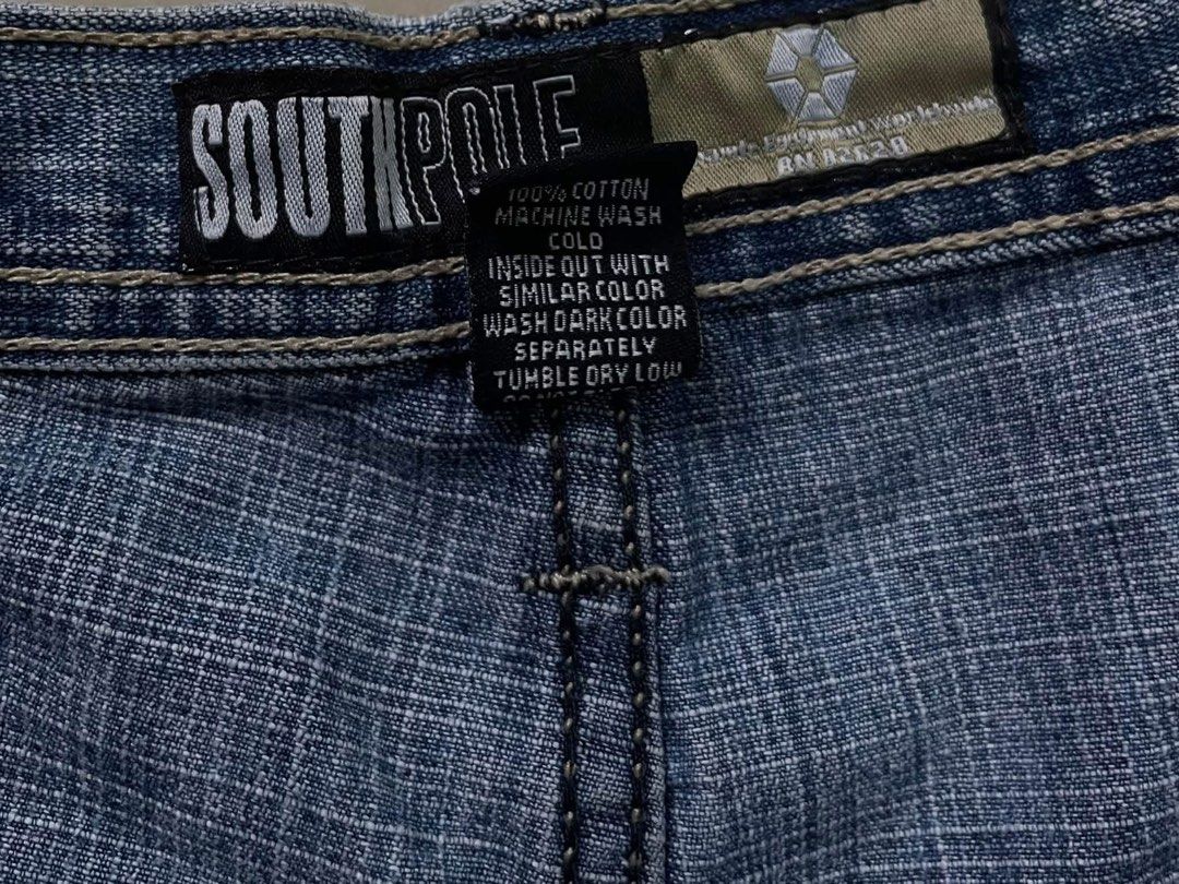 Southpole Gold Tabs Jorts (Category: Jeans) located in Pulilan. Submitted by zer0es.vtg (Listing ID 1465059881, Image 3). Description: Southpole Goldtabs Jorts 34 Waist 25 Thighs 13 Leg Opening Issues: Missing button No other issues .