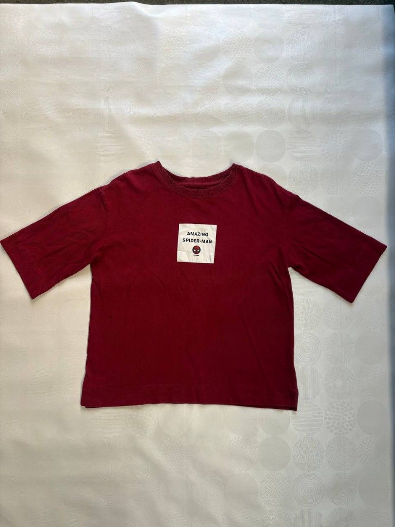 SPAO x Marvel Amazing Spider-Man Graphic Tee (Category: Tshirts & Polo Shirts ) located in Tacurong. Submitted by ukayutopia (Listing ID 1465059722, Image 1). Description: Dimes: W20.4×L22.8 ‎Condition: Excellent ‎Color rate: 9/10 ‎Size on tag: Small ‎Issue: None.