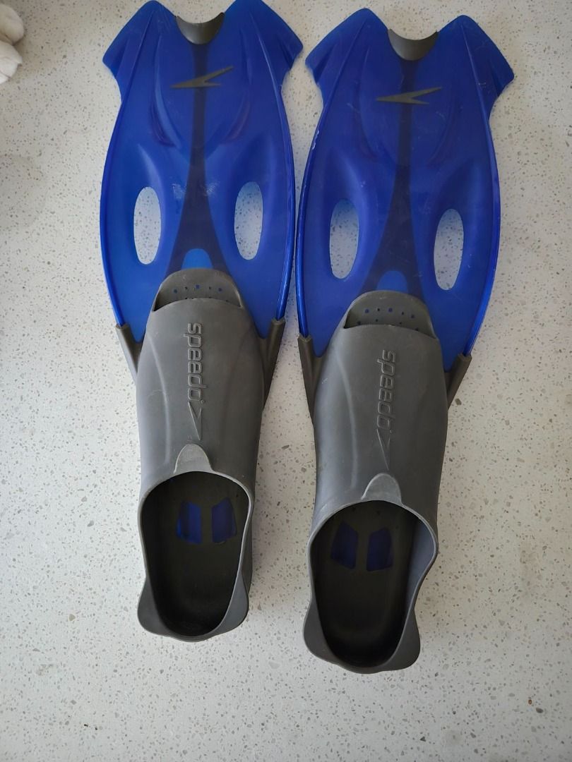 Speedo fins (Category: Travel Essentials & Accessories) located in Caloocan City. Submitted by carsondesi80795 (Listing ID 1465053924, Image 3). Description: .