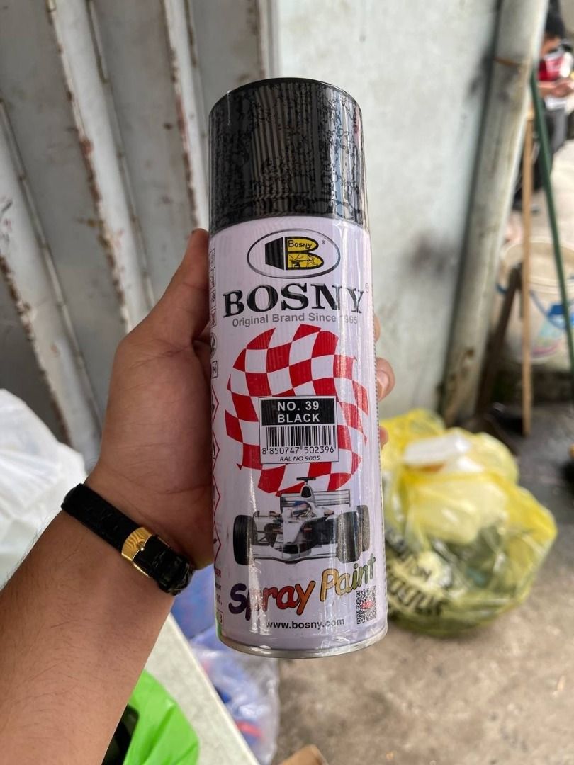 Spray paint Color: White (Category: Other Home Furniture) located in Manila. Submitted by ramoseliza33488 (Listing ID 1465011620, Image 1). Description: .