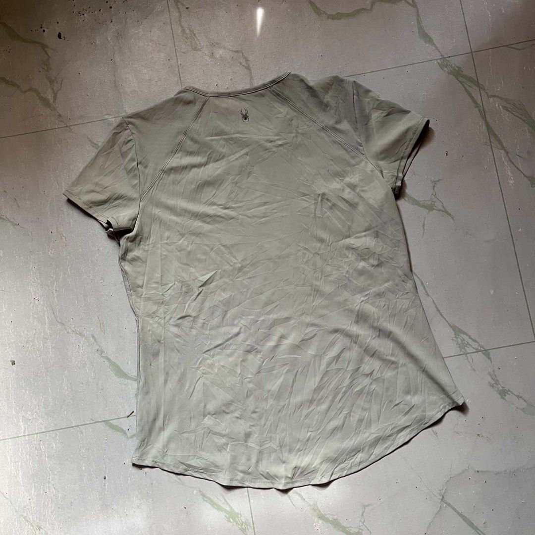 Spyder Active Women's Short Sleeve (Category: Activewear) located in Dumaguete. Submitted by luluchella (Listing ID 1465169374, Image 2). Description: spyder active women's short sleeve fits s-l (stretchable, fitting for l) green in person price + SF.