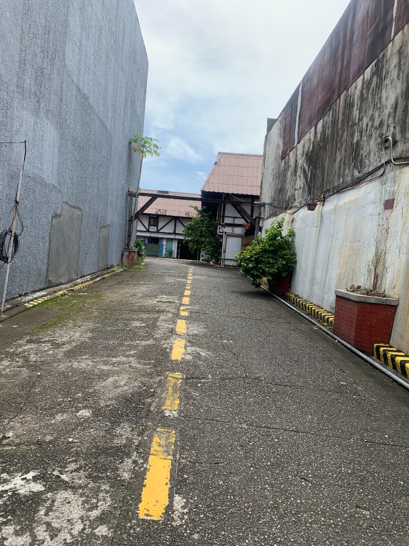 (Category: ) located in . Submitted by vine.guevara__09260547230 (Listing ID 1465110060, Image 1). Description: .