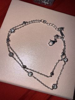 (Category: ) located in . Submitted by decorose (Listing ID 1464984974, Image 1). Description: .