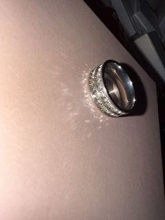 (Category: ) located in . Submitted by decorose (Listing ID 1464984257, Image 1). Description: .