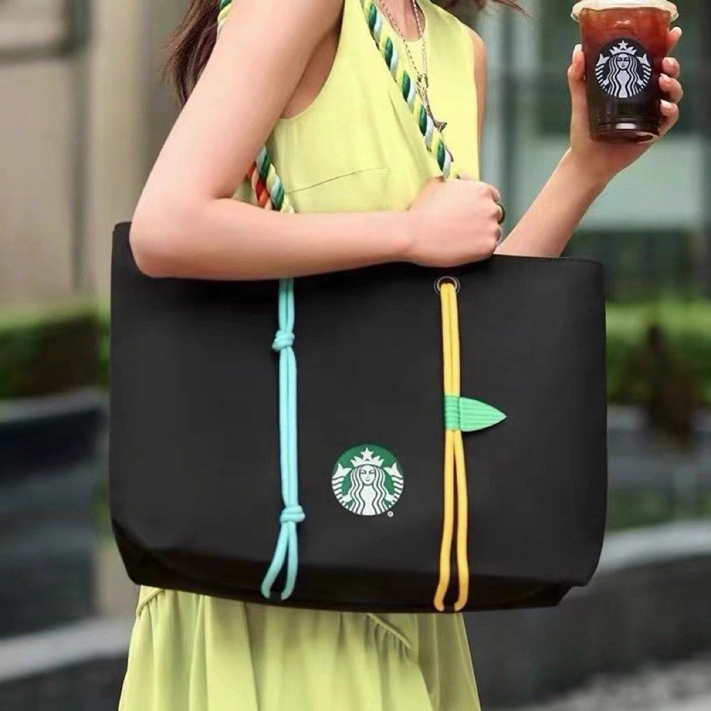STARBUCKS ROPE CANVAS TOTE BAG (Category: Tote Bags) located in Solano. Submitted by aljoners (Listing ID 1465085525, Image 3). Description: Color rate: 10/10 Condition: 9.5/10 Issue/s: minimal garter lints but barely noticeable - China release “Color may vary due to lighting”.