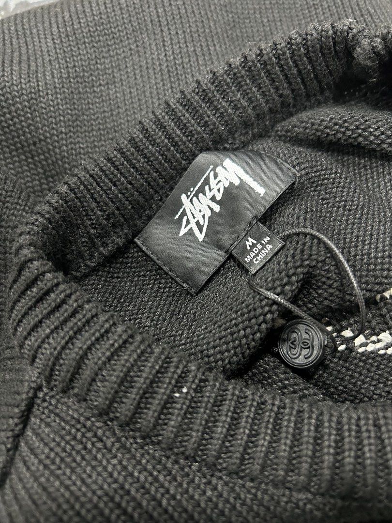 Stüssy Knit Sweater Size M (Category: Coats, Jackets and Outerwear) located in Pasig City. Submitted by canadastufftoph (Listing ID 1465018105, Image 3). Description: Stussy Knit Sweater Medium on tag Authentic Brandnew with tags No issue at all 4,500.