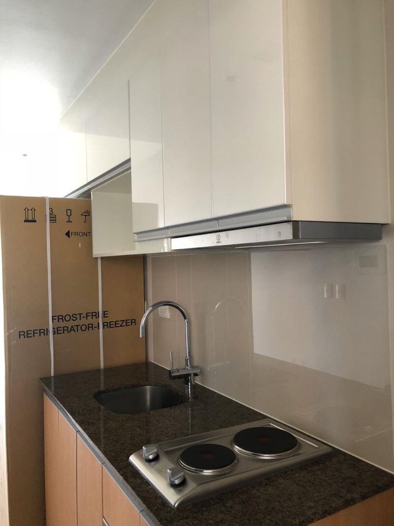 Studio at Paseo Heights (Category: Apartments & Condos) located in Taguig. Submitted by truefox.f2173c (Listing ID 1465009549, Image 2). Description: Studio at Paseo Heights Floor Area: 30sqm Good view, 25th Floor,face to park. Clean Title Furnished Foreign owned Selling at Php 6.8M inclusive of CGT and commission Photos: https://drive.google.com/drive/folders/1k_9VYDRhPdIgMQGa4jtbIelxCBrNBJP8.