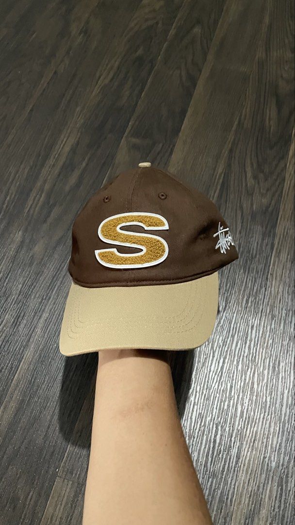 Stussy big logo (Category: Announcements) located in Manila. Submitted by l-twokey (Listing ID 1465005617, Image 1). Description: No issue .
