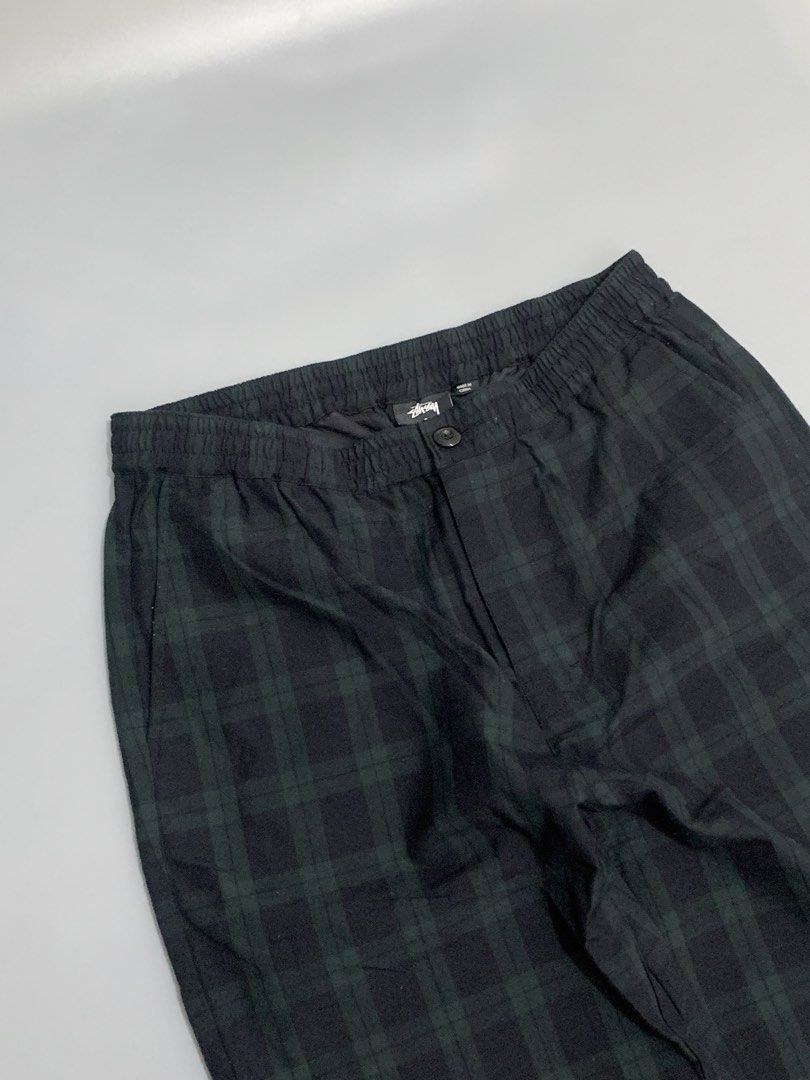 Stussy Blackwatch Plaid Pants (Category: Chinos) located in Mexico. Submitted by bugskiethrift (Listing ID 1465055338, Image 2). Description: size: medium 30-32 excellent condition authentic complete tags bump a message for more info .