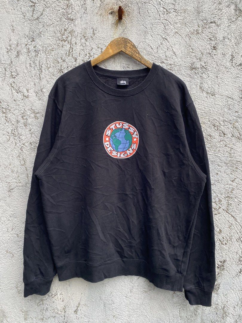 STUSSY GLOBAL CREWNECK (Category: Activewear) located in Cavite. Submitted by thrift_sum_mo (Listing ID 1465057105, Image 1). Description: .